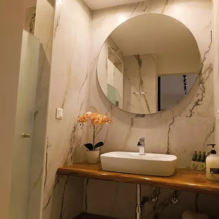 شقة Iatrou فولوس